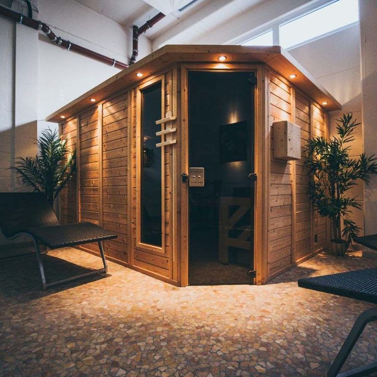 Sauna im Wellnessbereich des Kenpokan Hannover